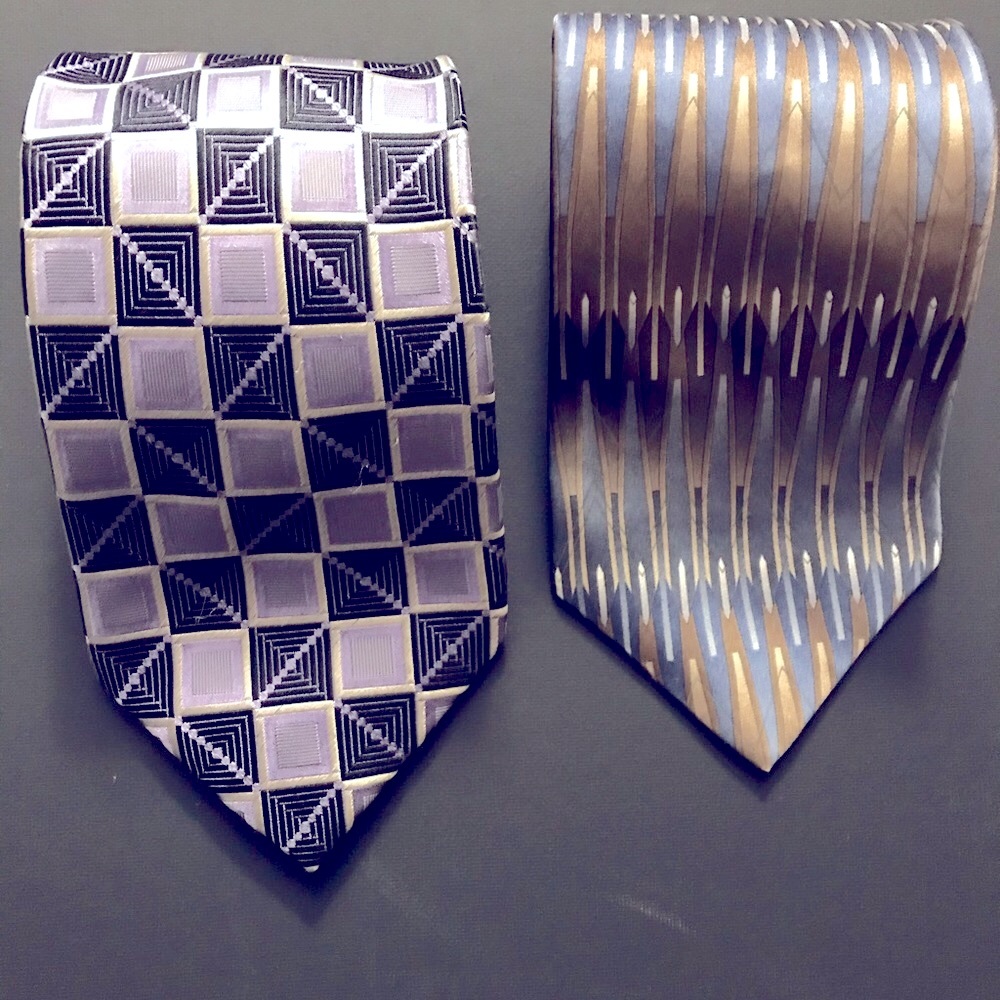 2 silk ties